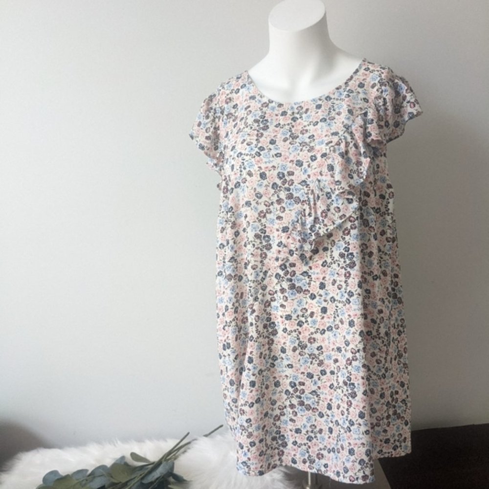 Motherhood Sz L Asymmetric Ruffle Blue/Pink Blouse